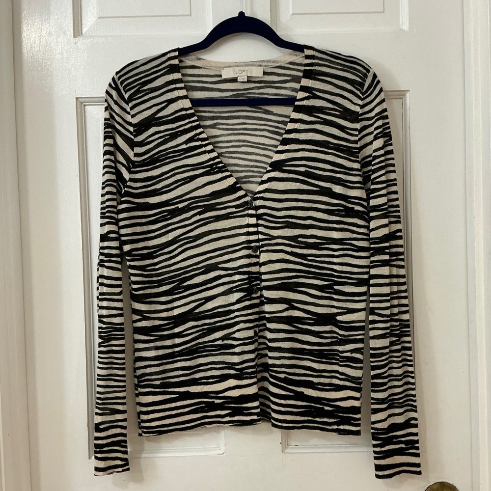 LOFT Zebra Stripe Cardigan Sweater M Lightweight Career Career Minimalist Layers